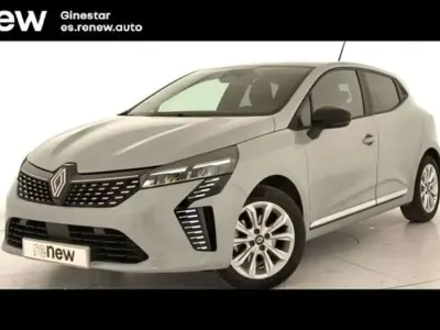 Usado Renault Clio Evolution 101 CV (74 kW) 2025 Gris Utilitario