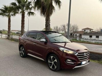 Begagnad Hyundai Tucson 136 HK (100 kW) 2016 Röd SUV