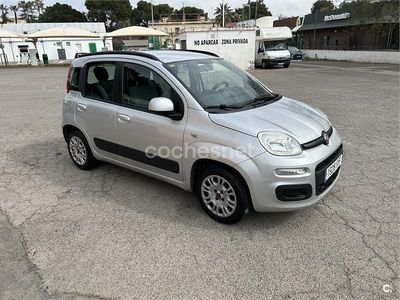 Usado Fiat Panda Lounge 69 CV (50 kW) 2014 Gris / plata Utilitario