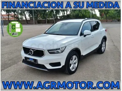 Usado Volvo XC40 Momentum 150 CV (110 kW) 2020 Blanco SUV
