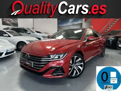 Usado VW Arteon R-line 218 CV (160 kW) 2022 Burdeos Coupe