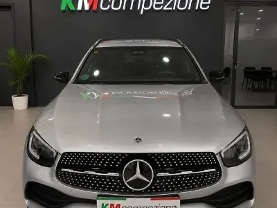 Usado Mercedes GLC220 194 CV (142 kW) 2020 Gris / plata SUV