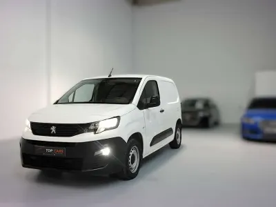Usado Peugeot Partner Premium 110 CV (80 kW) 2021 Blanco Monovolumen