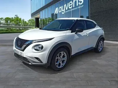 Usado Nissan Juke Acenta 114 HP (83 kW) 2022 Branco SUV