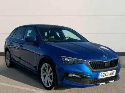 Usado Skoda Scala Sport 150 CV (110 kW) 2023 Azul Utilitario