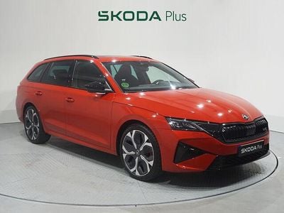 Usado Skoda Octavia RS 265 CV (194 kW) 2025 Rojo Familiar
