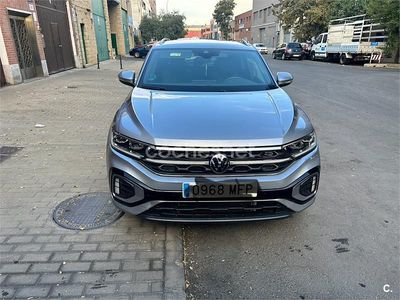 Gris / plata Usado 2023 VW T-Roc R-line SUV | 28.900 €