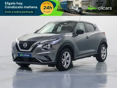 Käytetty Nissan Juke Acenta 114 HP (83 kW) 2021 Harmaa Katumaasturi