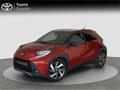 Usado Toyota Aygo X Edition 72 CV (52 kW) 2022 Rojo SUV