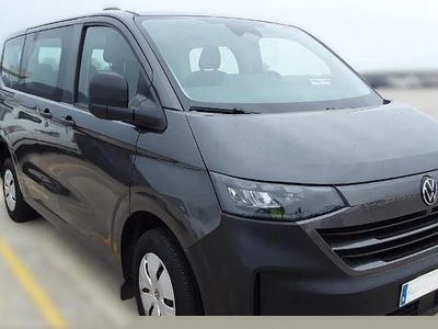 Usado VW Caravelle 110 CV (80 kW) 2025 Verde Monovolumen