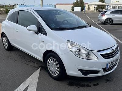 Usado Opel Corsa Essentia 85 HP (62 kW) 2009 Branco Citadino