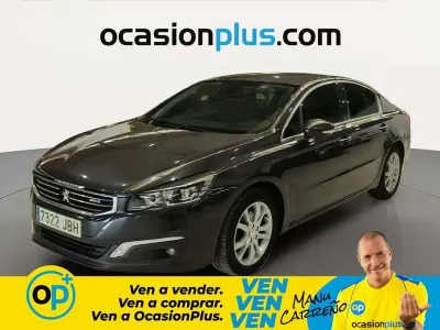 Usado Peugeot 508 Allure 150 CV (110 kW) 2014 Gris Berlina