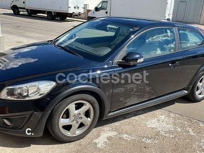 Usado Volvo C30 Momentum 109 CV (80 kW) 2011 Negro Utilitario