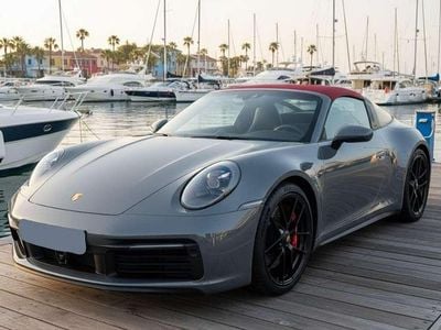 Gris Nuevo 2025 Porsche 992 Coupe | 214.900 €