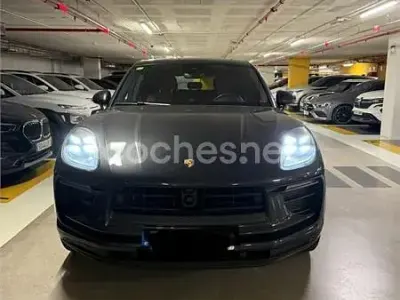 Käytetty Porsche Macan 245 HP (180 kW) 2021 Harmaa Katumaasturi