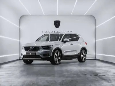 Begagnad Volvo XC40 Momentum 190 HK (139 kW) 2019 Silver SUV