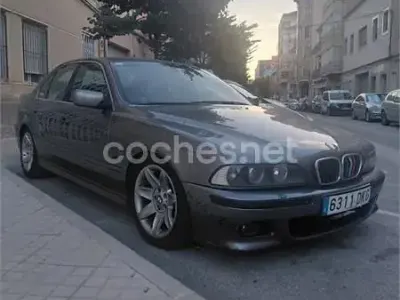 Usado BMW 530 Comfort Edition 193 CV (141 kW) 2002 Gris / plata Berlina