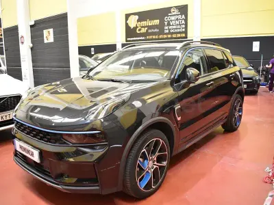 Usado Lynk & Co 01 261 CV (191 kW) 2023 Negro SUV