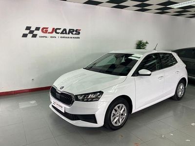 Blanco Usado 2022 Skoda Fabia Ambition Utilitario | 13.900 € (Precio justo)