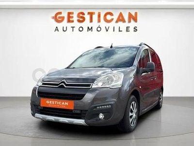 Usado Citroën Berlingo Feel 100 CV (73 kW) 2018 Gris / plata Monovolumen