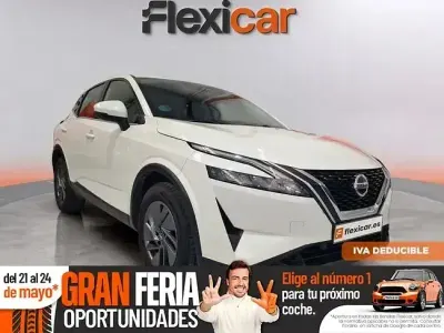 Usado Nissan Qashqai Acenta 140 HP (102 kW) 2022 Branco SUV