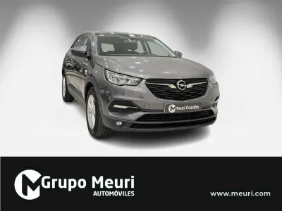 Usado Opel Grandland X Selective 131 CV (96 kW) 2020 Gris SUV
