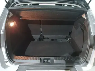 Usado Renault Captur Techno 90 CV (66 kW) 2024 Gris SUV