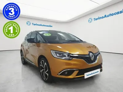 Usado Renault Grand Scénic IV Edition One 160 CV (117 kW) 2017 Naranja Monovolumen