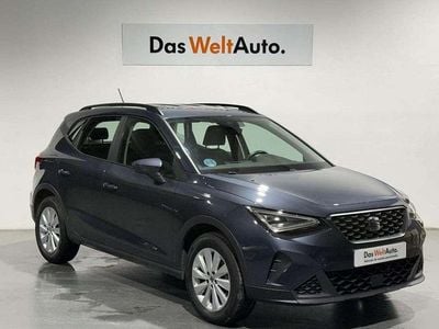Usado Seat Arona Style 110 CV (80 kW) 2022 Gris SUV