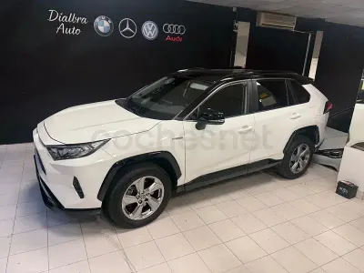 Usado Toyota RAV4 Hybrid Advance 218 CV (160 kW) 2021 Blanco SUV