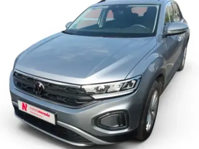 Usado VW T-Roc Life 115 CV (84 kW) 2022 Gris SUV