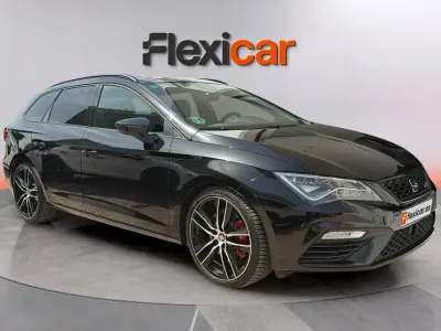 Usado Seat Leon CUPRA 300 CV (220 kW) 2018 Negro Berlina