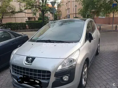 Usado Peugeot 3008 Sport 156 CV (114 kW) 2010 Gris / plata Familiar