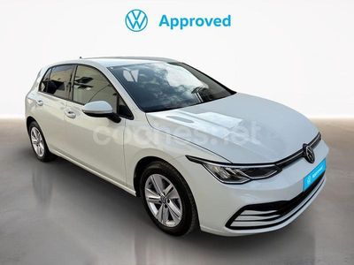 Blanco Usado 2024 VW Golf VIII Life Berlina | 24.900 € (Precio justo)