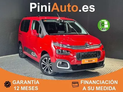 Usado Citroën Berlingo Feel 102 CV (75 kW) 2019 Rojo Monovolumen