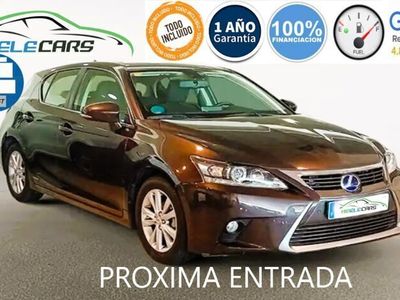 Lexus CT200h