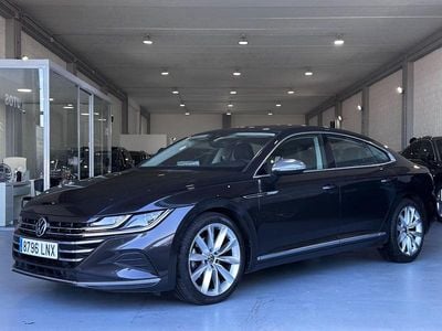 Usado VW Arteon Elegance 150 CV (110 kW) 2021 Gris Berlina