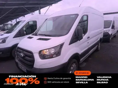 Usado Ford Transit 130 HP (95 kW) 2022 Branco Sedan