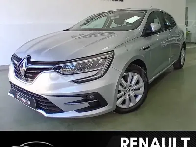 Usado Renault Mégane II Techno 115 CV (84 kW) 2023 Gris / plata Berlina