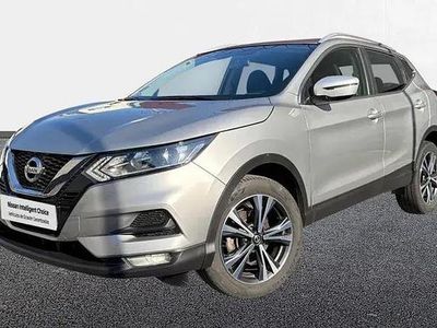 Usado Nissan Qashqai Style Edition 140 CV (102 kW) 2021 Plata diamante (metalizado) SUV