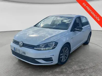 Usado VW Golf VIII Edition 130 CV (95 kW) 2020 Blanco Berlina