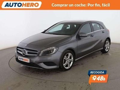Usado Mercedes A180 Urban 110 CV (80 kW) 2013 Gris Berlina