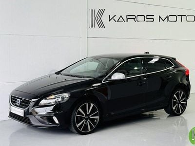 Usado Volvo V40 R-Design Momentum 120 CV (88 kW) 2015 Negro Berlina