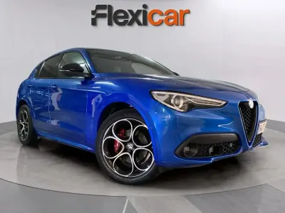 Usado Alfa Romeo Stelvio Veloce 280 CV (205 kW) 2022 Azul SUV