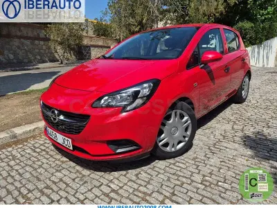 Usado Opel Corsa Selective 90 CV (66 kW) 2015 Rojo Utilitario