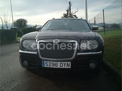Usado Chrysler 300C Touring 193 CV (141 kW) 2006 Negro Familiar