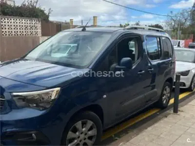 Usado Opel Combo Life Selective 110 CV (80 kW) 2019 Azul Monovolumen