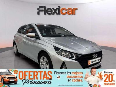 Usado Hyundai i20 84 CV (61 kW) 2021 Gris Utilitario