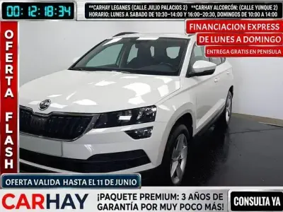 Usado Skoda Karoq Ambition 150 CV (110 kW) 2021 Blanco SUV