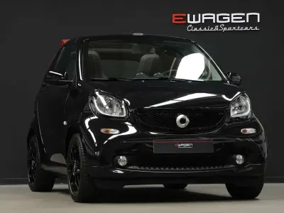 Usado Smart ForTwo Cabrio Prime 90 CV (66 kW) 2017 Negro Descapotable